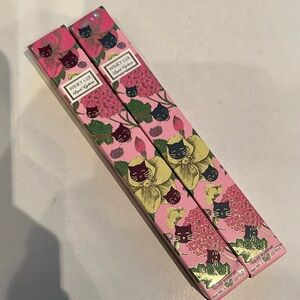 New Winky Lux Liquid Eyeliner Plum & Navy Full Size